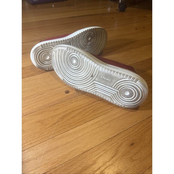 DKNY Donna Karan Mada Platform Slip On Red Sneakers Shoes Size 8 M - Picture 7 of 11